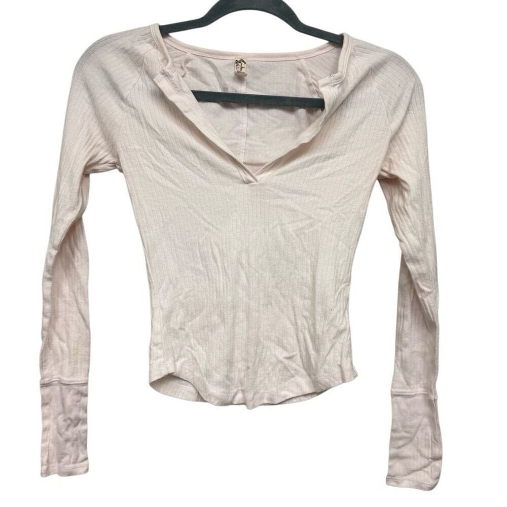 Free people ribbed blush pink cropped long sleeve blouse size small